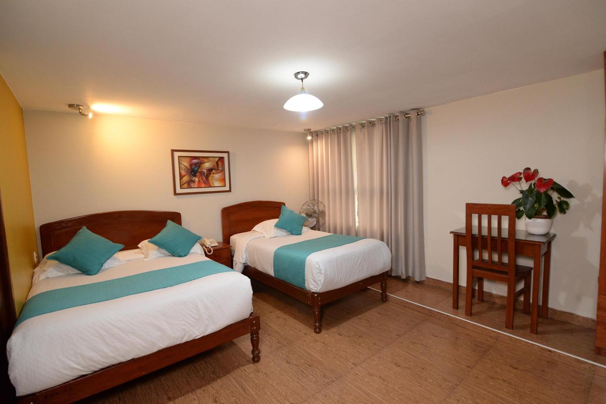Hotel Palmas Reales Trujillo Exterior photo