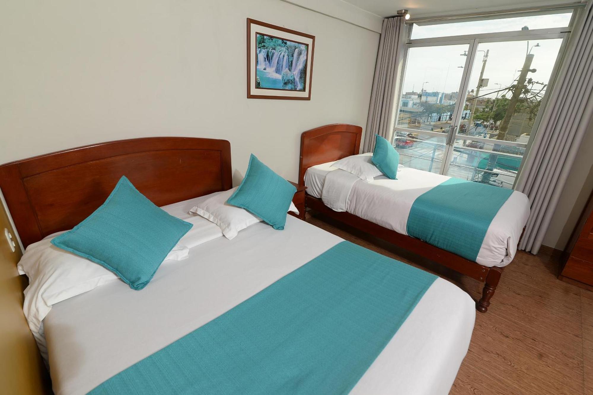 Hotel Palmas Reales Trujillo Exterior photo